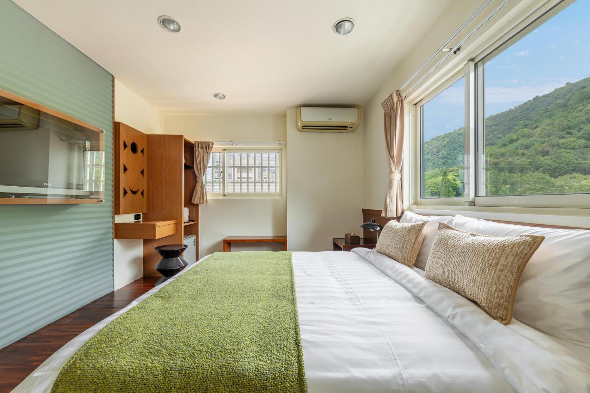 Sun Moon Lake Itathao Vacation Inn With Elevator Юйчі Екстер'єр фото
