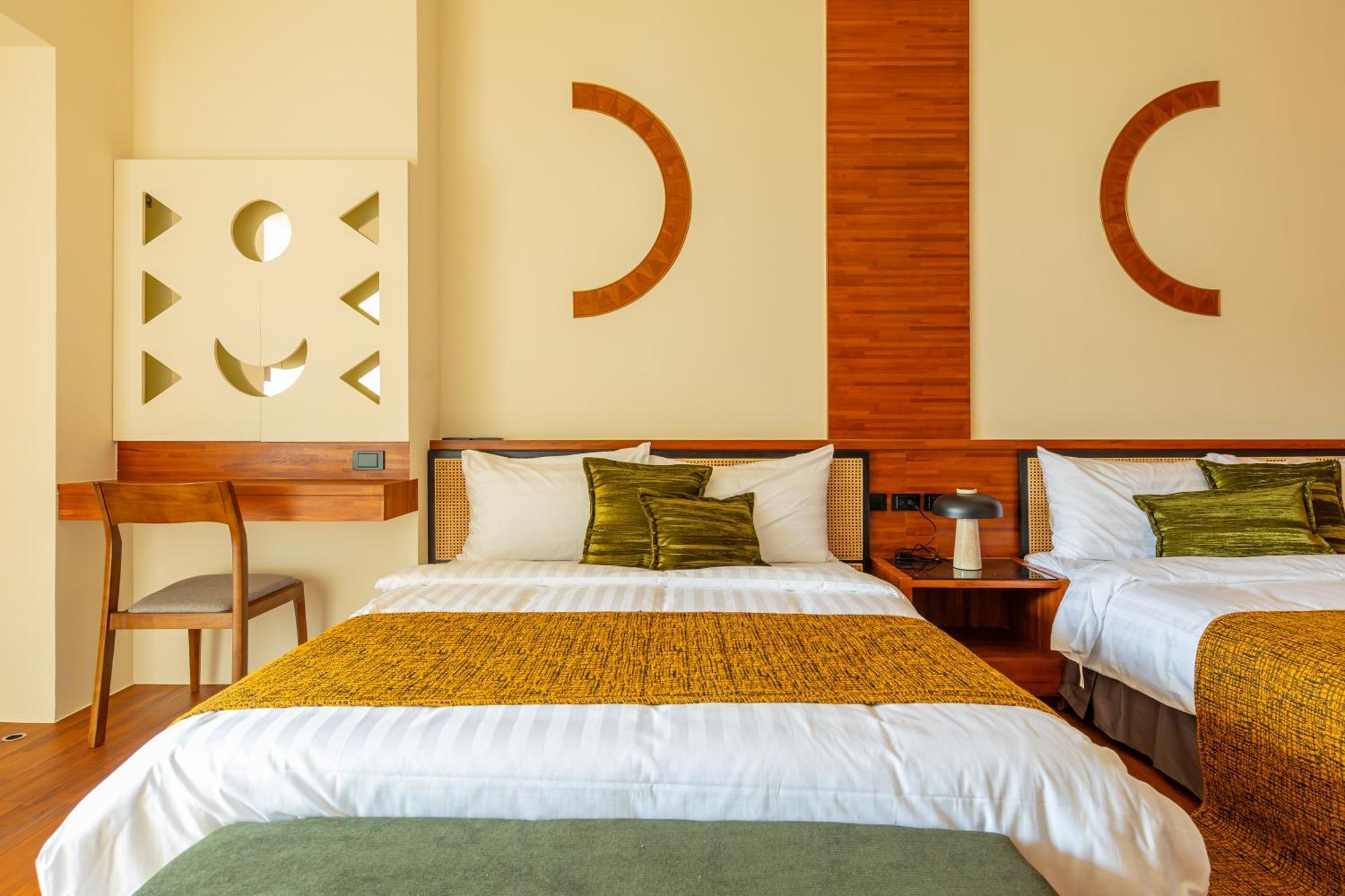 Sun Moon Lake Itathao Vacation Inn With Elevator Юйчі Екстер'єр фото